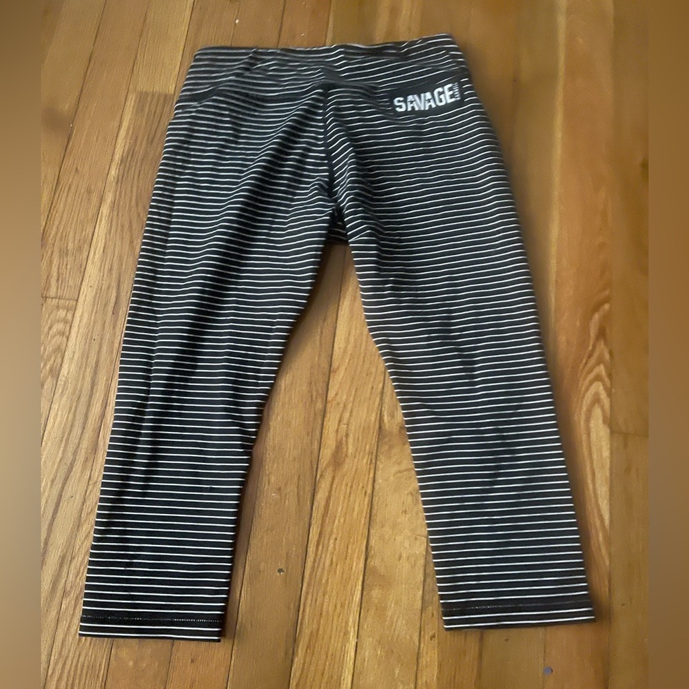 Savage Barbell Jailbreak cropped leggings